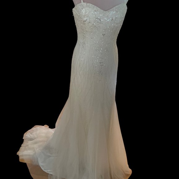 Soft by Rosa Clara beaded wedding gown or grad dress - Picture 2 of 10